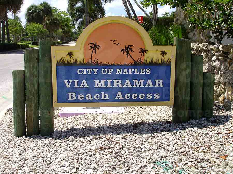 Miramar Beach Signage